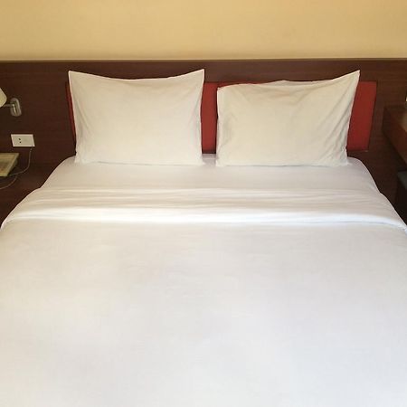 Tulip Hotel Ханой Экстерьер фото